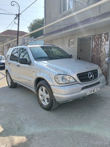 Mercedes ML 320 4MATIC 2000, 203,000 km - 3.2 л - Bakı