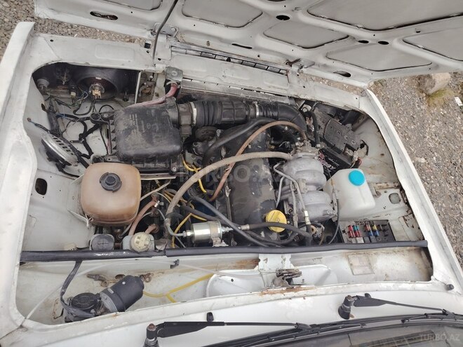 LADA (VAZ) 2107 2004, 80,000 km - 1.6 l - Quba