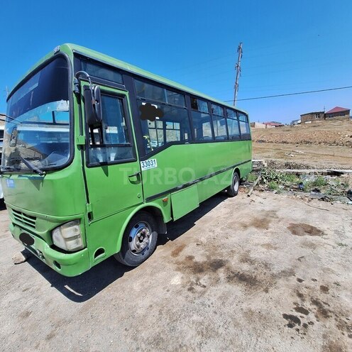 Isuzu NP 37 2010, 400,000 km - 4.4 l - Bakı