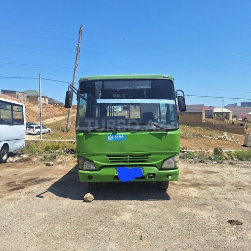 Isuzu NP 37 2010, 400,000 km - 4.4 l - Bakı