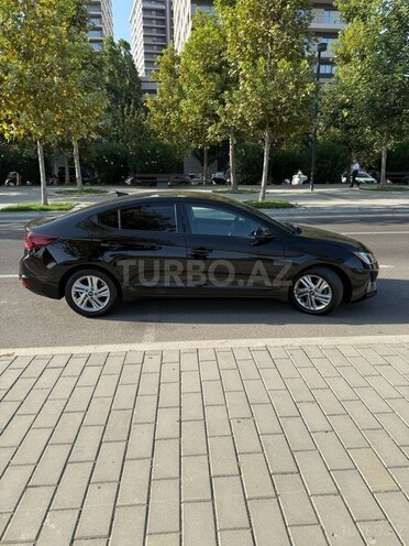 Hyundai Elantra 2020, 131,805 km - 2.0 l - Bakı
