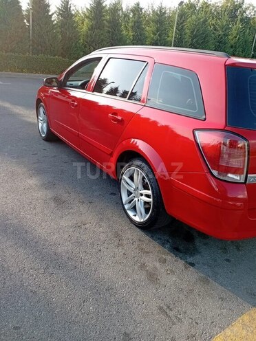 Opel Astra 2006, 180,000 km - 1.4 l - Şəki