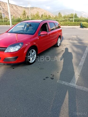 Opel Astra 2006, 180,000 km - 1.4 l - Şəki