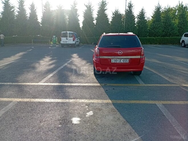 Opel Astra 2006, 180,000 km - 1.4 l - Şəki