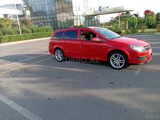 Opel Astra 2006, 180,000 km - 1.4 l - Şəki