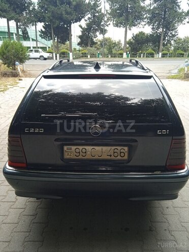 Mercedes E 220 1999, 733,390 km - 2.2 l - Masallı