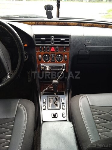 Mercedes E 220 1999, 733,390 km - 2.2 l - Masallı