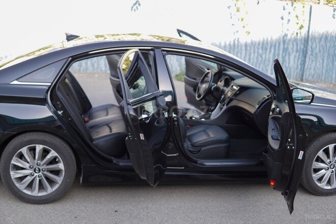Hyundai Sonata 2014, 109,124 km - 2.0 l - Qax