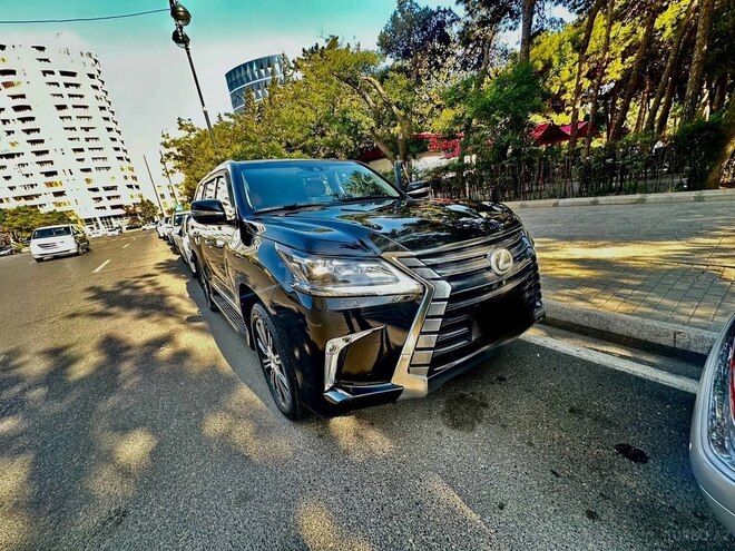 Lexus LX 570 2017, 90,000 km - 5.7 l - Bakı