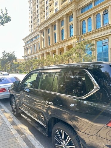 Lexus LX 570 2017, 90,000 km - 5.7 l - Bakı