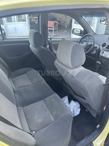 Toyota Vitz 2003, 250,000 km - 1.3 l - Bakı