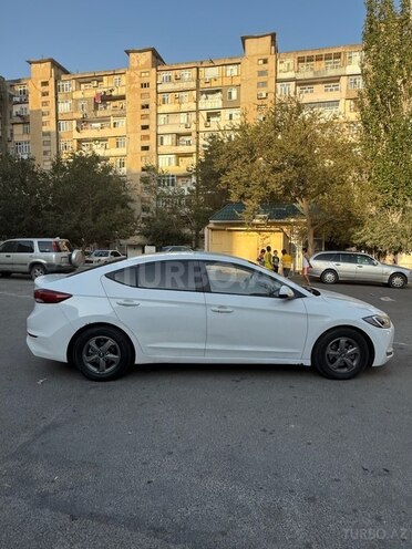 Hyundai Avante 2017, 184,000 km - 1.6 l - Bakı