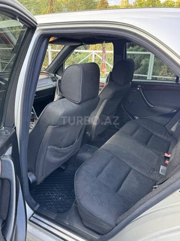 Mercedes C 240 1997, 385,040 km - 2.4 l - Şəki