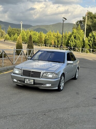 Mercedes C 240 1997, 385,040 km - 2.4 l - Şəki