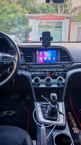 Hyundai Elantra 2019, 12,300 km - 2.0 l - Bakı