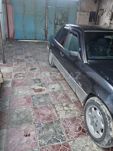 Mercedes E 250 1994, 250,000 km - 2.5 л - Bakı