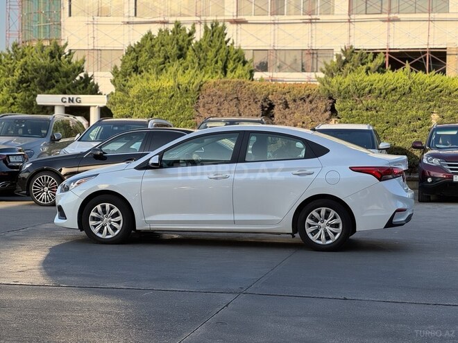 Hyundai Accent 2022, 77,000 km - 1.6 l - Bakı
