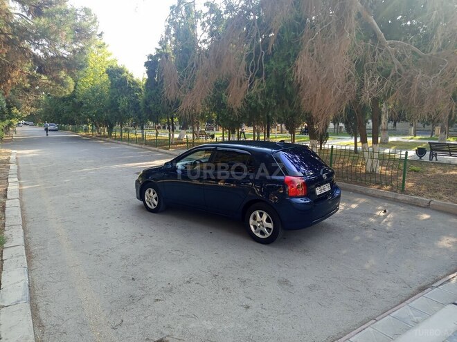 Toyota Corolla 2005, 294,000 km - 1.4 l - Hacıqabul