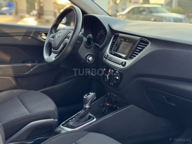 Hyundai Accent 2022, 77,000 km - 1.6 l - Bakı