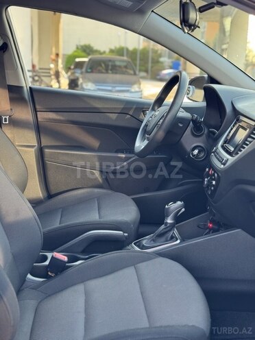 Hyundai Accent 2022, 77,000 km - 1.6 l - Bakı