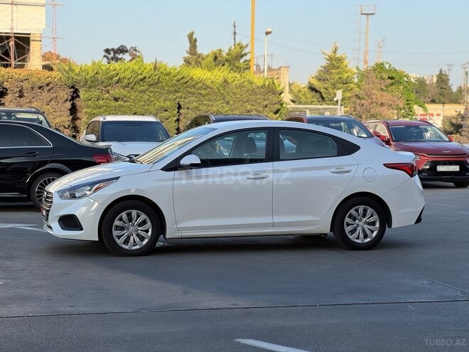 Hyundai Accent 2022, 77,000 km - 1.6 l - Bakı