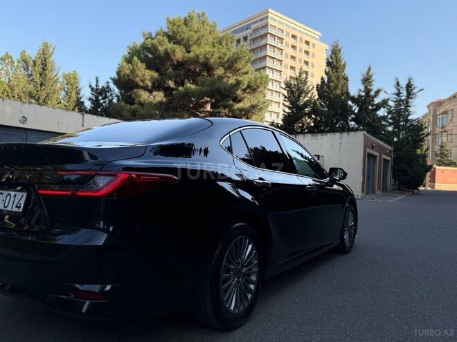 Toyota Camry 2024, 11,833 km - 2.0 l - Bakı