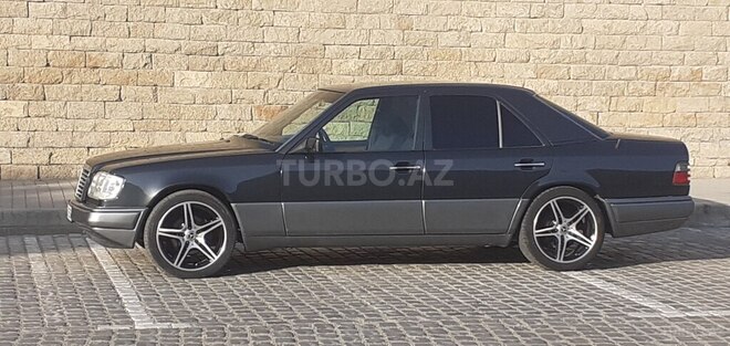 Mercedes E 220 1994, 743,859 km - 2.2 l - Bakı