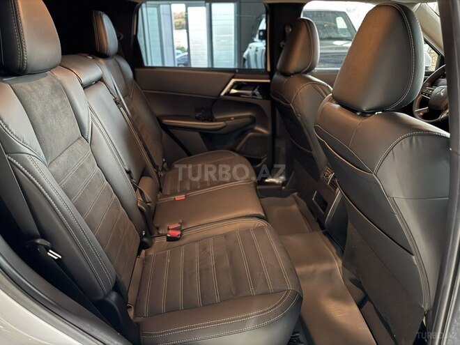 Mitsubishi Outlander 2022, 57,000 km - 2.5 l - Bakı