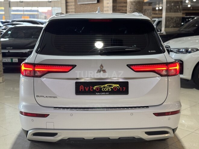Mitsubishi Outlander 2022, 57,000 km - 2.5 l - Bakı