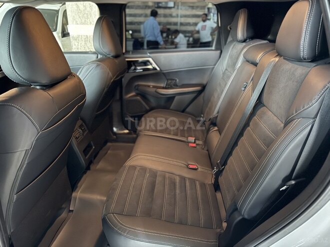 Mitsubishi Outlander 2022, 57,000 km - 2.5 l - Bakı