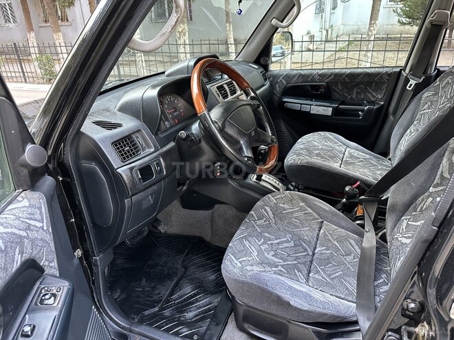 Mitsubishi Pajero io 2000, 310,000 km - 1.8 л - Sumqayıt