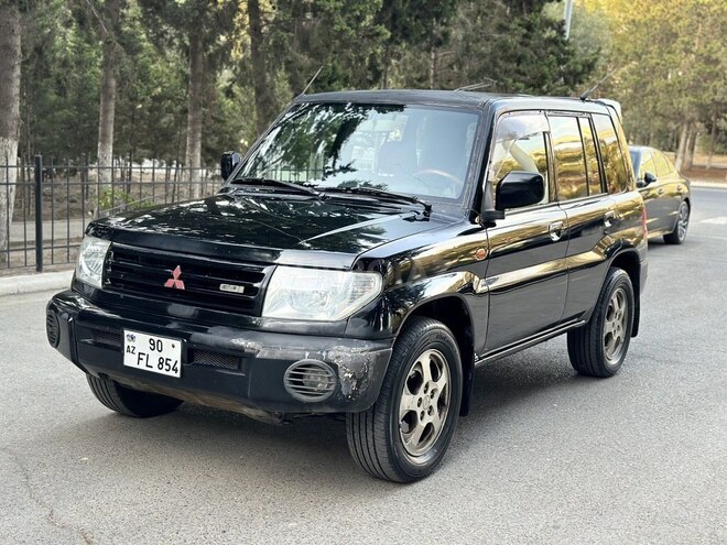 Mitsubishi Pajero io 2000, 310,000 km - 1.8 л - Sumqayıt