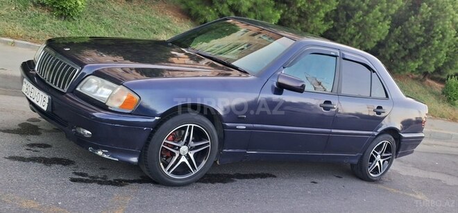Mercedes C 200 1998, 320,000 km - 2.0 л - Bakı