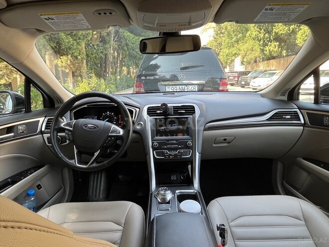 Ford Fusion (North America) 2019, 95,000 km - 2.0 л - Bakı
