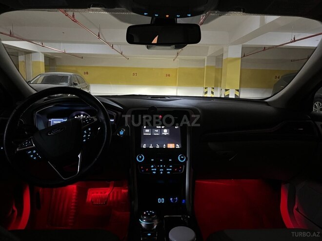 Ford Fusion (North America) 2019, 95,000 km - 2.0 л - Bakı