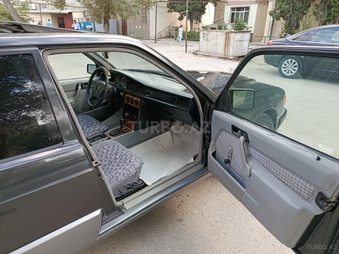 Mercedes 190 1992, 225,566 km - 2.0 л - Bakı