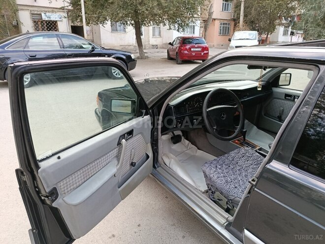 Mercedes 190 1992, 225,566 km - 2.0 л - Bakı