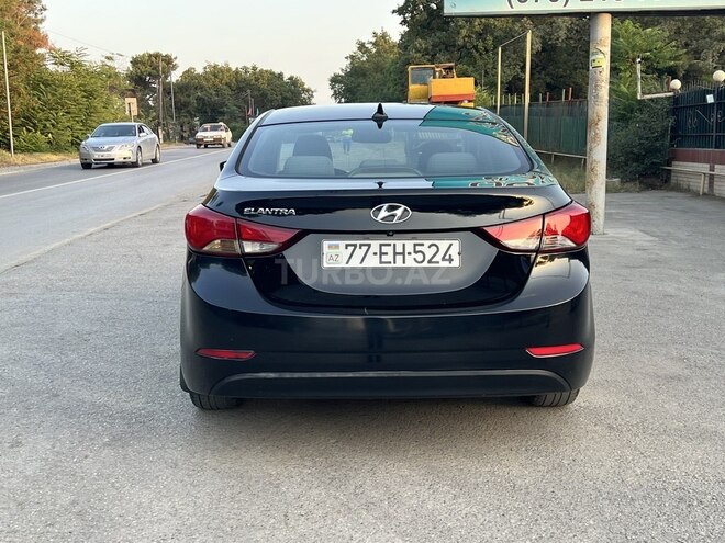 Hyundai Elantra 2014, 214,000 km - 1.8 l - Xudat