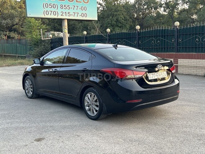 Hyundai Elantra 2014, 214,000 km - 1.8 l - Xudat