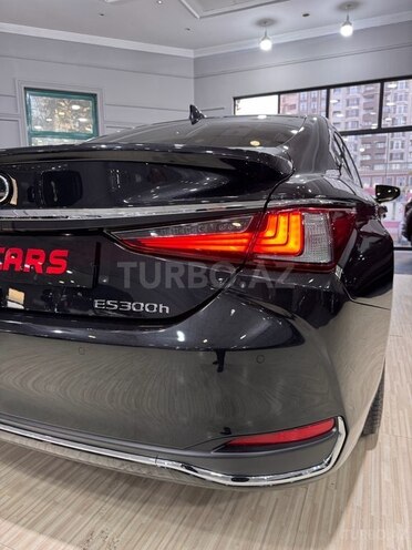 Lexus ES 300h 2022, 20,000 km - 2.5 l - Bakı