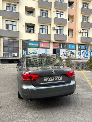Volkswagen Passat 2012, 214,500 km - 2.5 l - Bakı