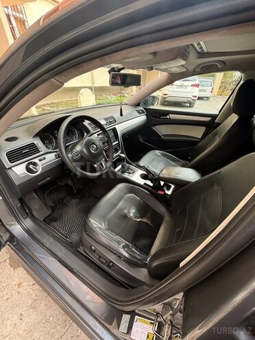Volkswagen Passat 2012, 214,500 km - 2.5 l - Bakı