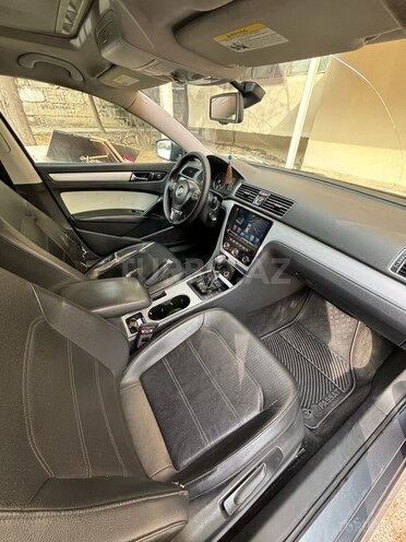 Volkswagen Passat 2012, 214,500 km - 2.5 l - Bakı