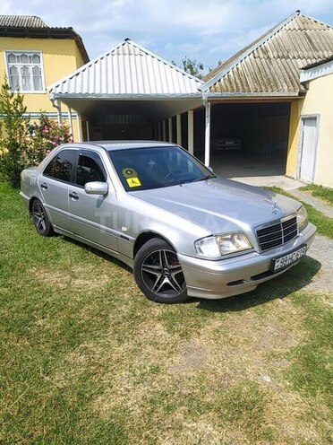 Mercedes C 220 d 1999, 800,000 km - 2.2 l - Ucar