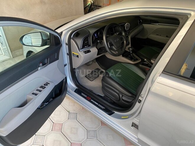 Hyundai Elantra 2016, 217,772 km - 2.0 l - Bakı