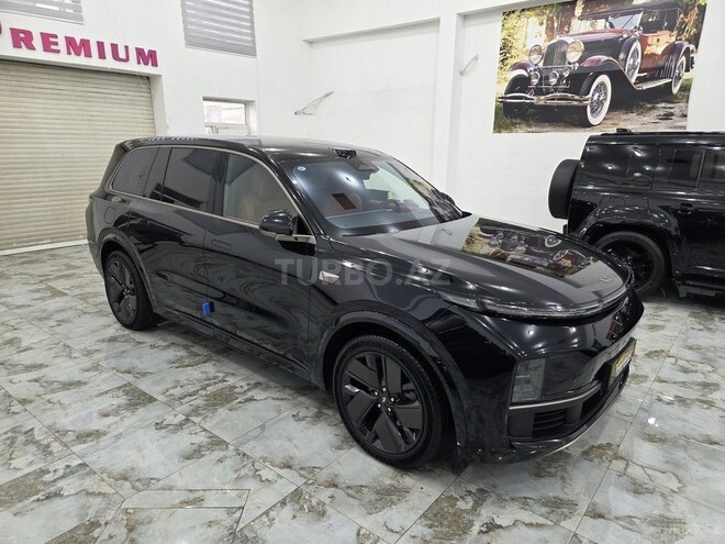 Li Auto L9-3