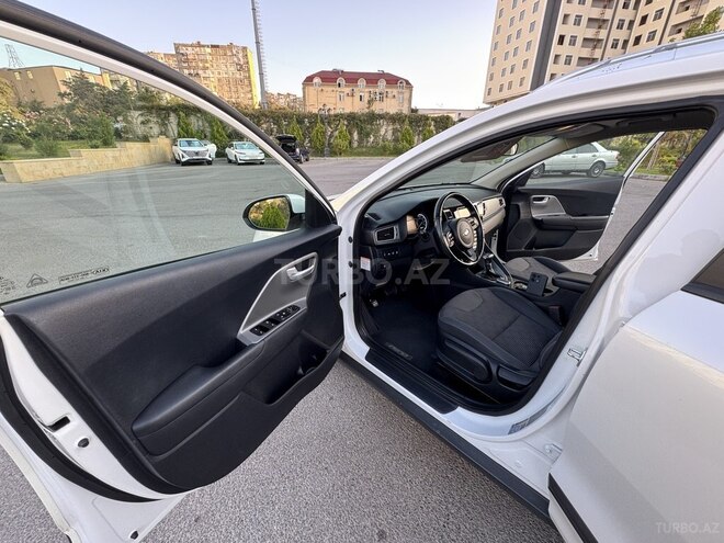 Kia Niro 2019, 120,000 km - 1.6 l - Bakı