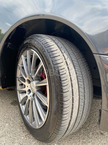 Mercedes E 270 2000, 423,000 km - 2.7 л - Qazax