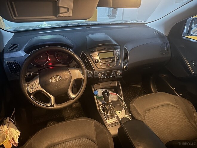 Hyundai ix35 2014, 325,000 km - 2.0 l - Bakı