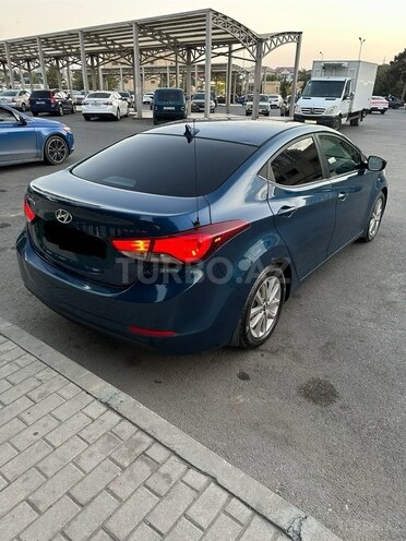 Hyundai Elantra 2015, 165,000 km - 1.8 l - Bakı